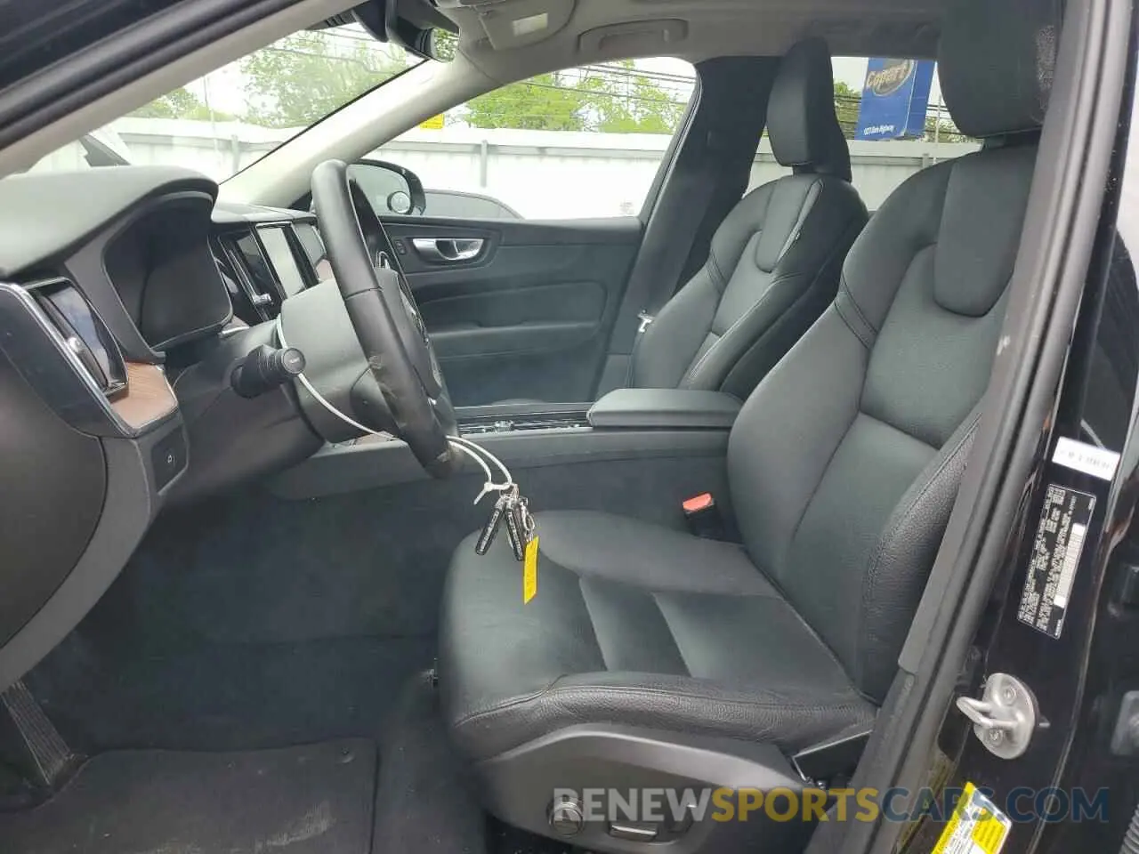 7 fotografías del automóvil dañado YV4L12RN9P1391171 VOLVO XC60 PLUS 2023
