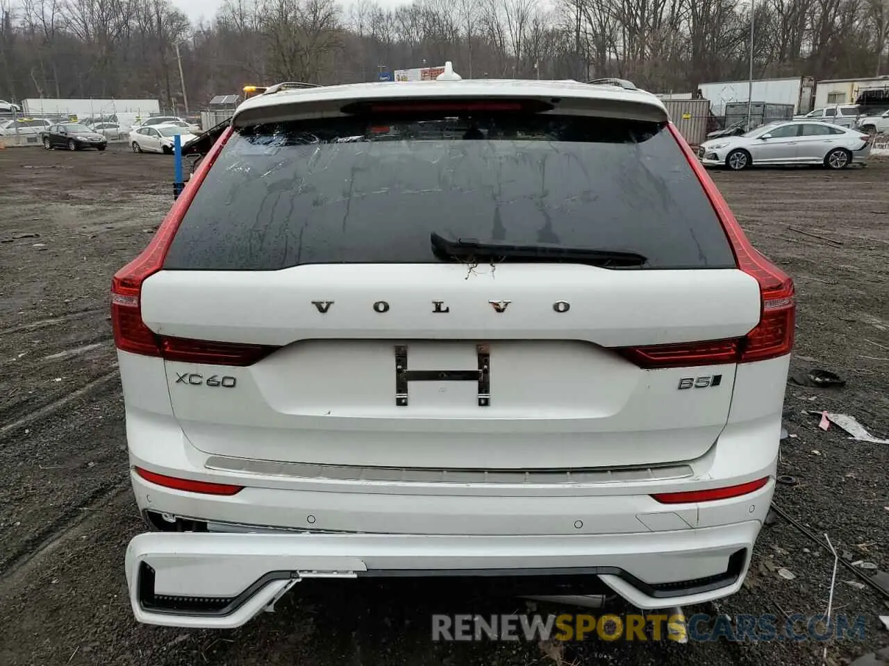 6 fotografías del automóvil dañado YV4L12RW5P1388910 VOLVO XC60 PLUS 2023