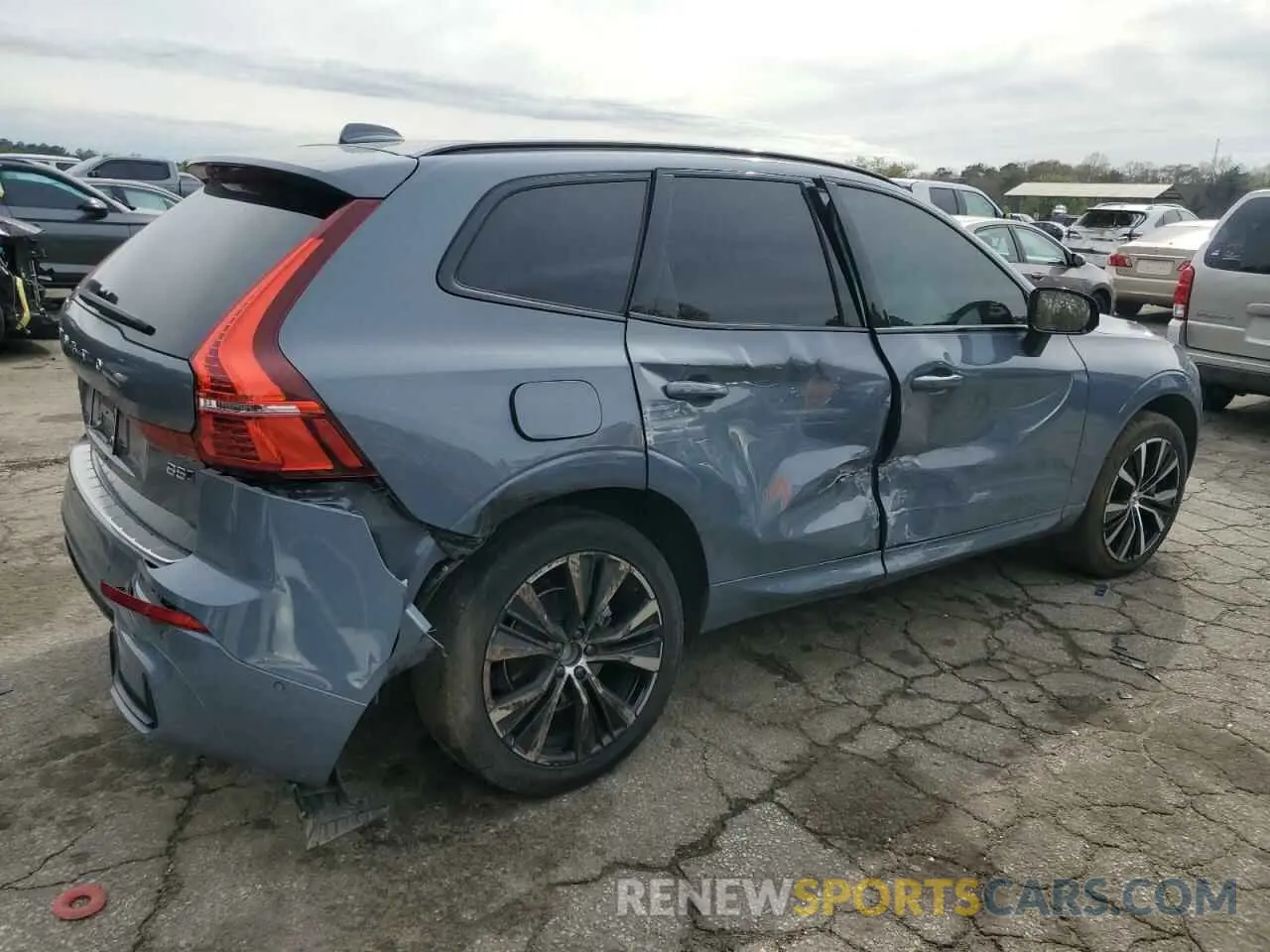 3 fotografías del automóvil dañado YV4L12RW9P1337099 VOLVO XC60 PLUS 2023