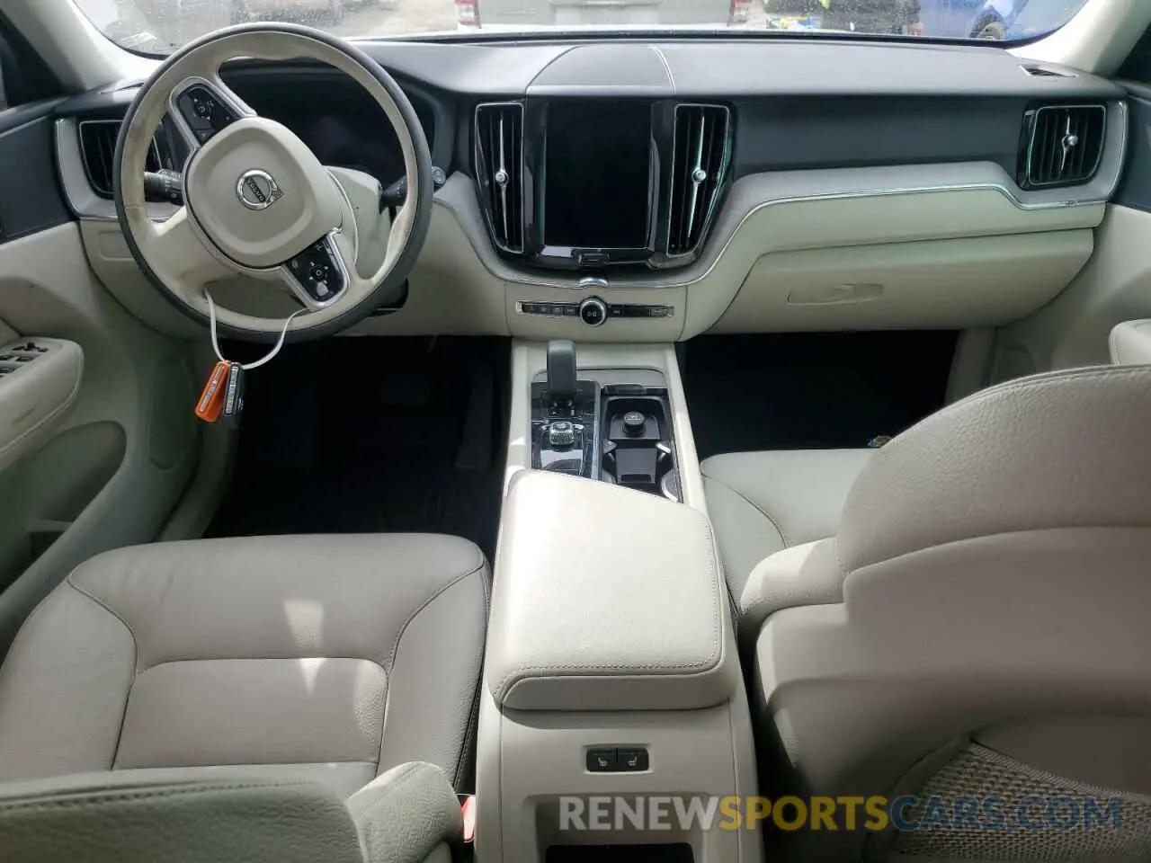 8 fotografías del automóvil dañado YV4L12RW9P1337099 VOLVO XC60 PLUS 2023