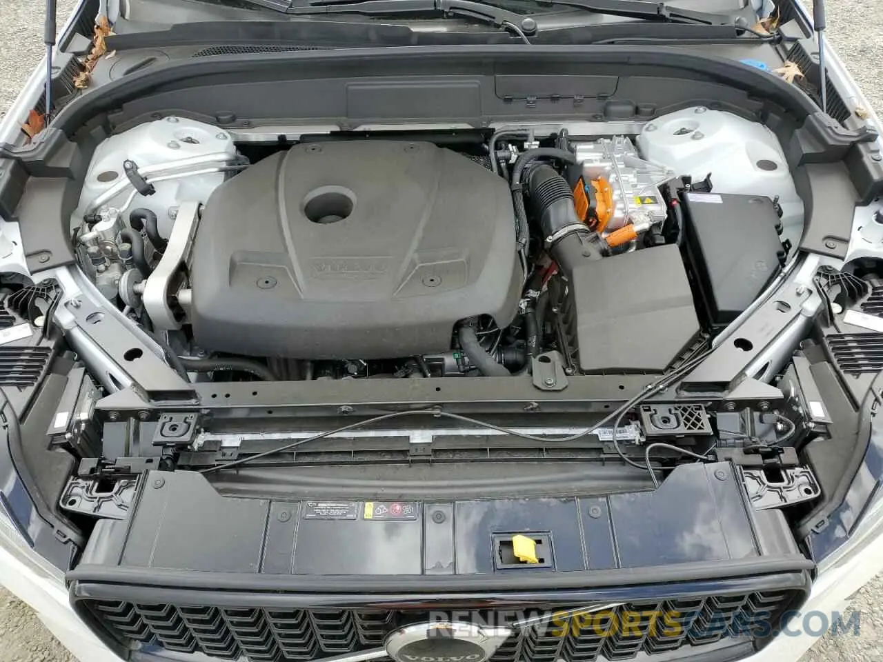 13 fotografías del automóvil dañado YV4H60DL1R1920388 VOLVO XC60 PLUS 2024
