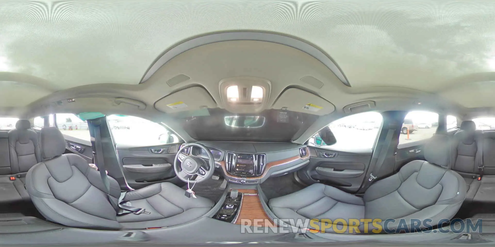 14 fotografías del automóvil dañado YV4H60DL1R1920388 VOLVO XC60 PLUS 2024