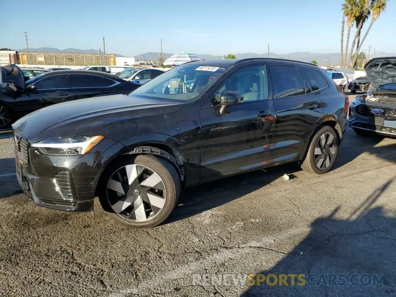 1 fotografías del automóvil dañado YV4H60DL2R1896845 VOLVO XC60 PLUS 2024