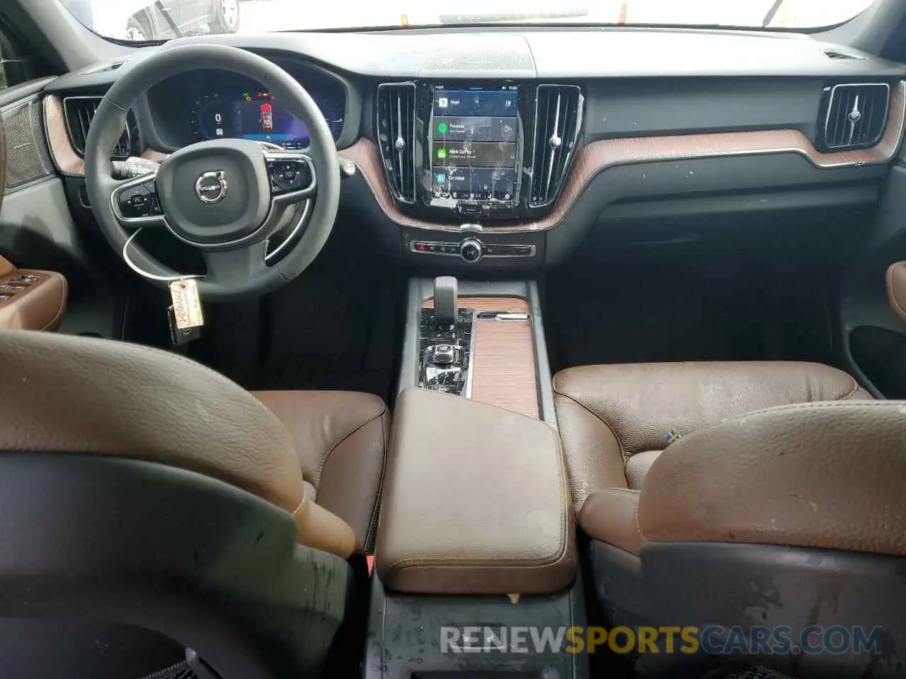 8 fotografías del automóvil dañado YV4H60DL7R1749677 VOLVO XC60 PLUS 2024