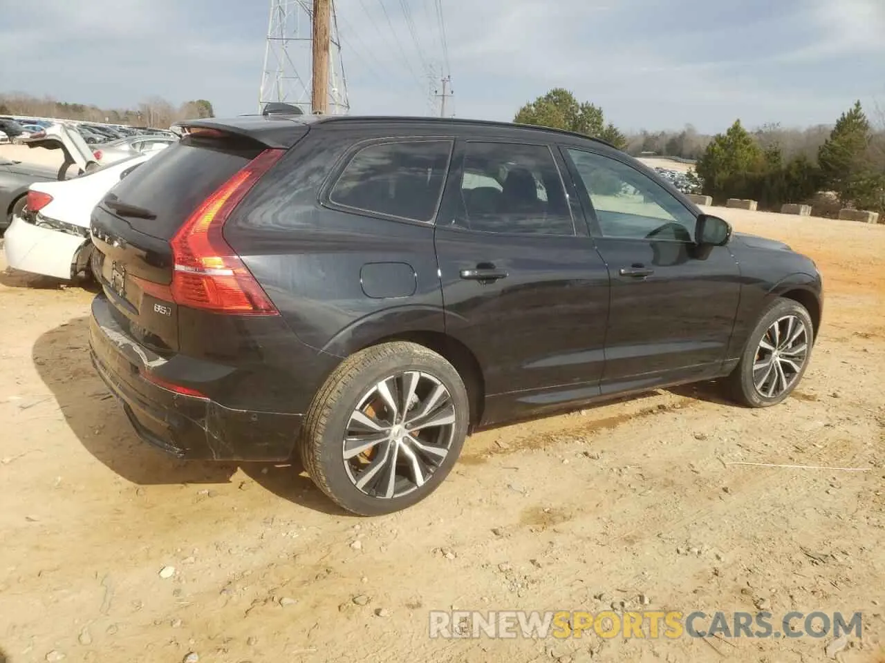 3 fotografías del automóvil dañado YV4L12RL0R1776040 VOLVO XC60 PLUS 2024