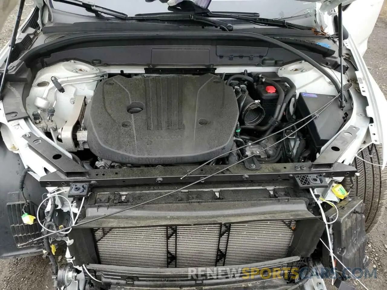 12 fotografías del automóvil dañado YV4L12RL1R1783966 VOLVO XC60 PLUS 2024