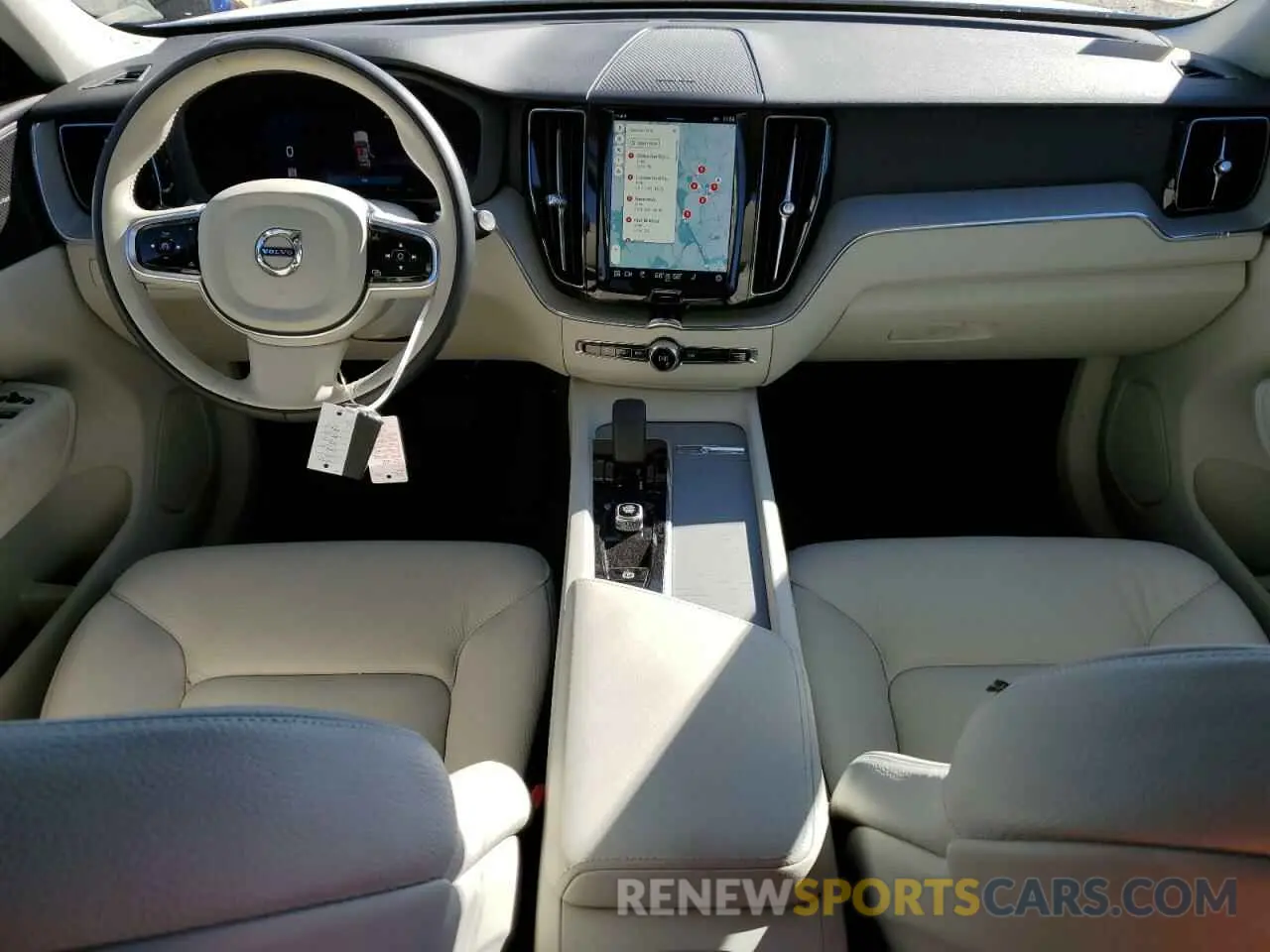 8 fotografías del automóvil dañado YV4L12RL1R1842594 VOLVO XC60 PLUS 2024