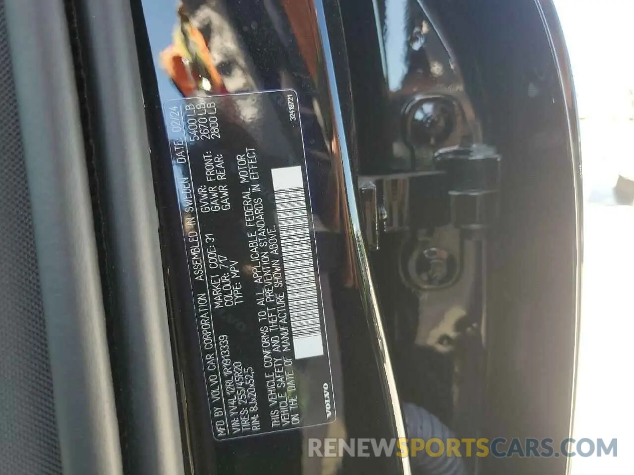 14 fotografías del automóvil dañado YV4L12RL1R1913339 VOLVO XC60 PLUS 2024