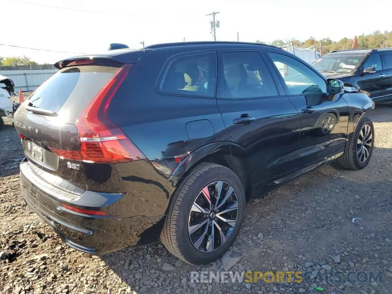 3 fotografías del automóvil dañado YV4L12RL2R1724392 VOLVO XC60 PLUS 2024