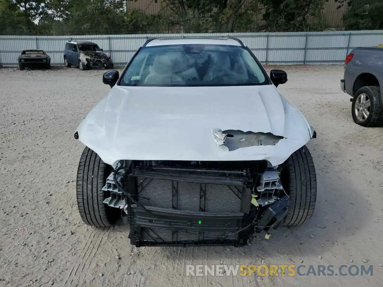 5 fotografías del automóvil dañado YV4L12RL2R1823858 VOLVO XC60 PLUS 2024