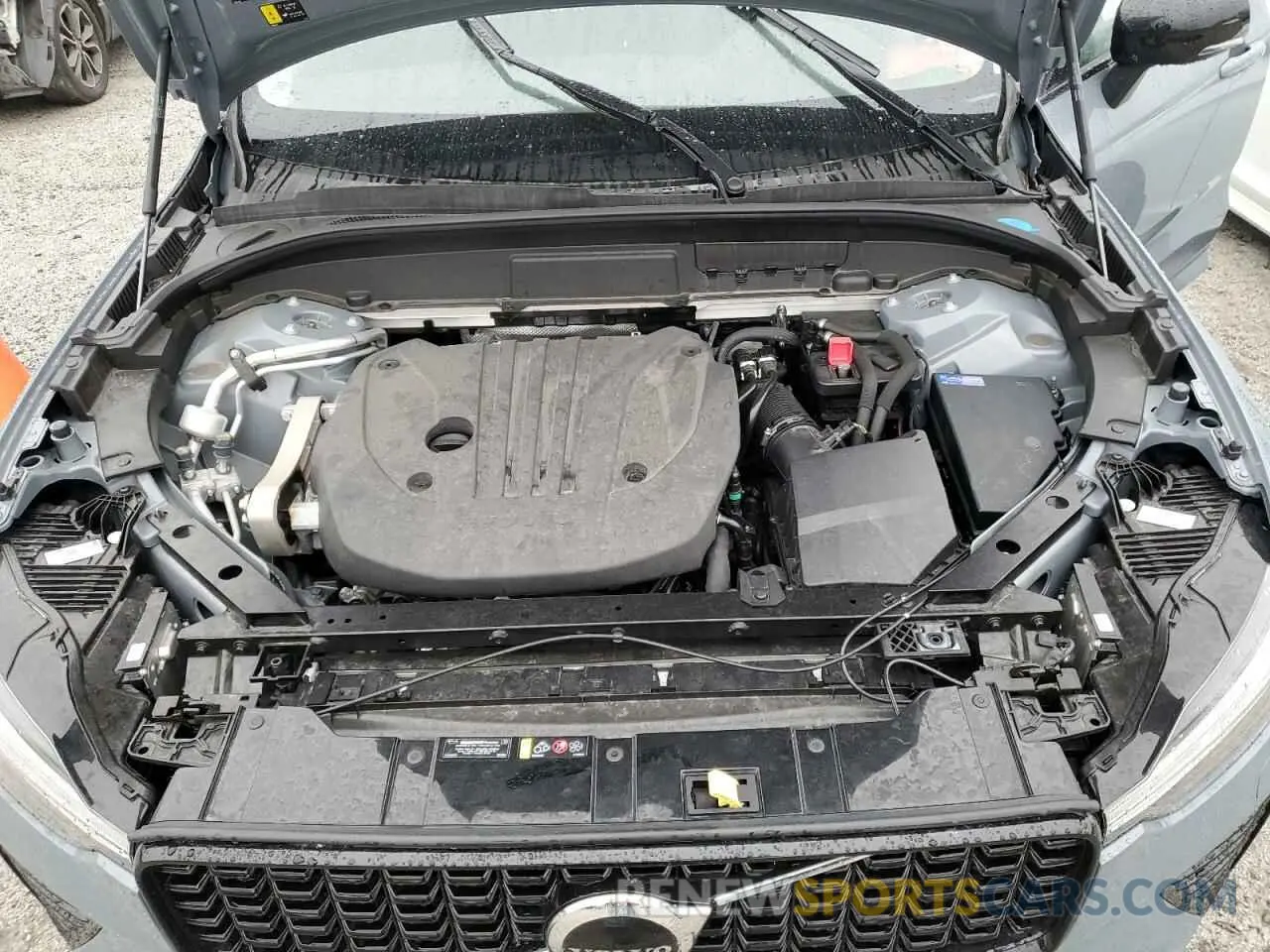 12 fotografías del automóvil dañado YV4L12RL2R1902057 VOLVO XC60 PLUS 2024