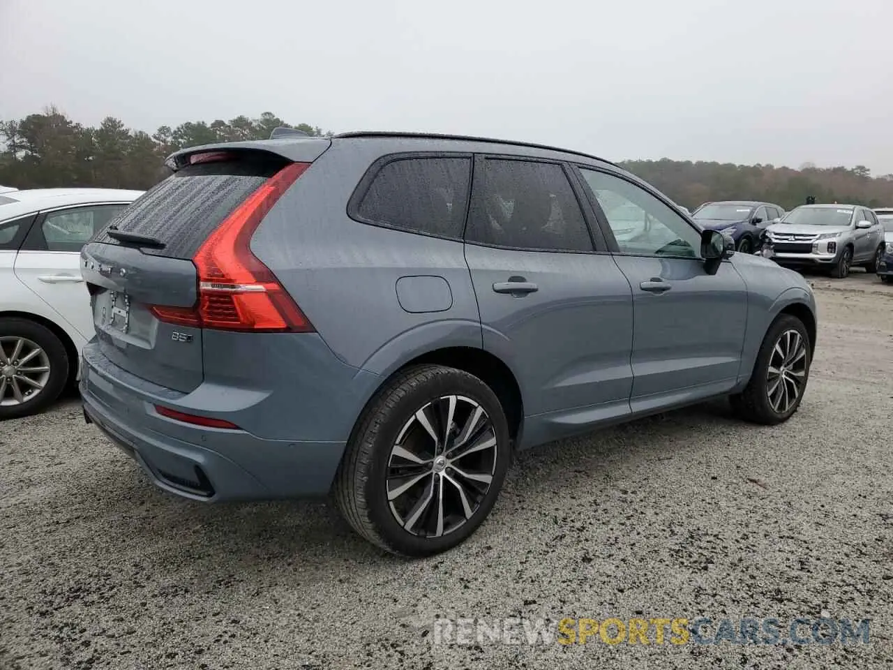 3 fotografías del automóvil dañado YV4L12RL2R1902057 VOLVO XC60 PLUS 2024