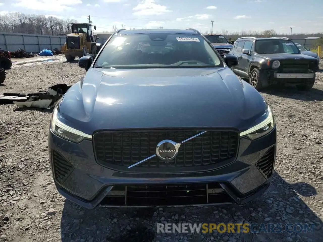 5 fotografías del automóvil dañado YV4L12RL3R1916064 VOLVO XC60 PLUS 2024