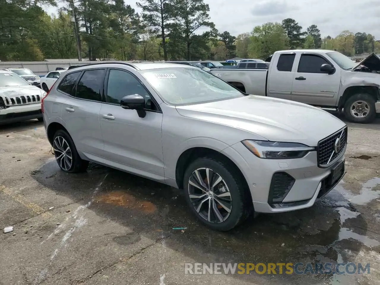 4 fotografías del automóvil dañado YV4L12RL4R1895631 VOLVO XC60 PLUS 2024