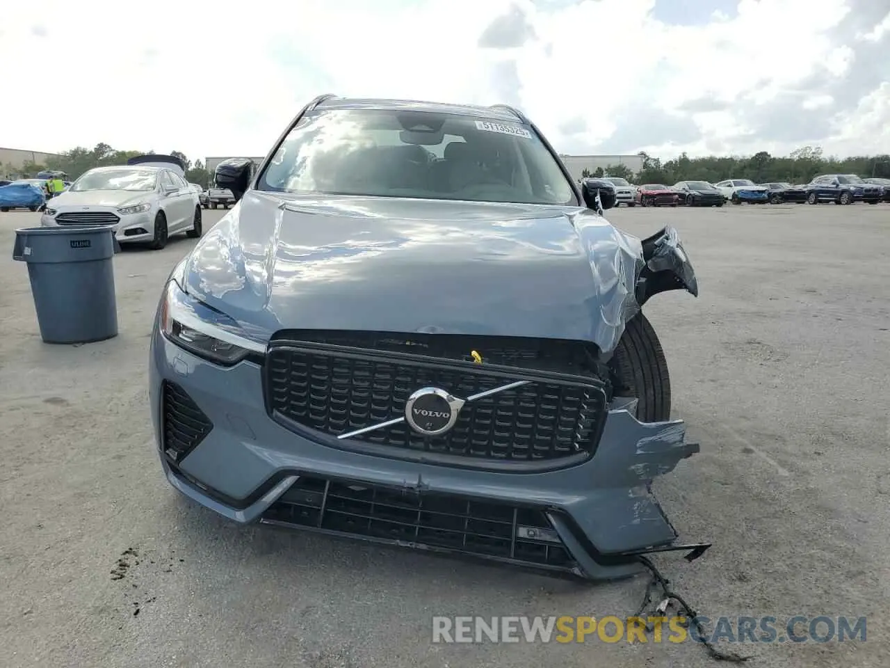 5 fotografías del automóvil dañado YV4L12RL8R1830216 VOLVO XC60 PLUS 2024
