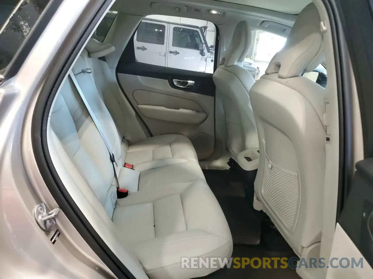 11 fotografías del automóvil dañado YV4M12RC2S1029162 VOLVO XC60 PLUS 2025