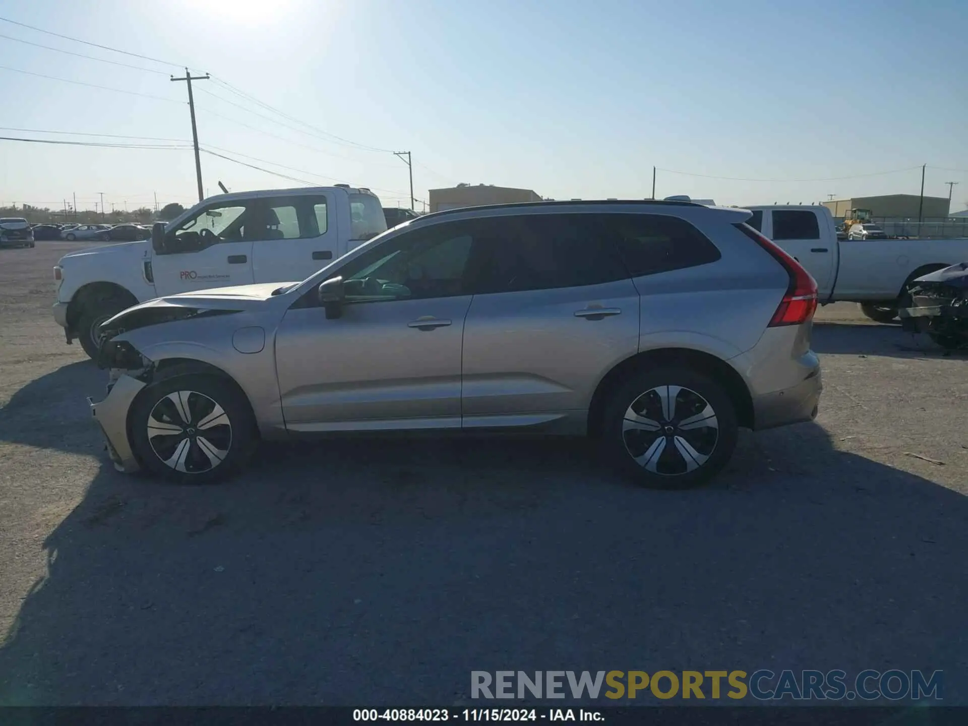 14 fotografías del automóvil dañado YV4H60DL1R1872052 VOLVO XC60 RECHARGE PLUG-IN HYBRID 2024