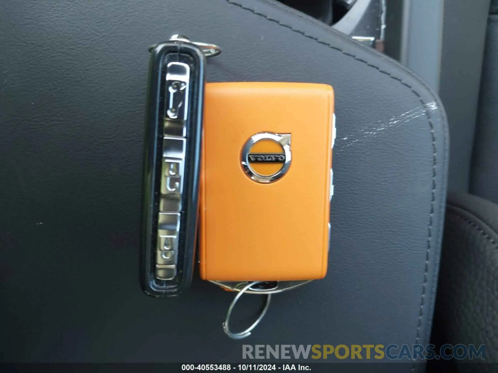 11 fotografías del automóvil dañado YV4H60DL6R1866411 VOLVO XC60 RECHARGE PLUG-IN HYBRID 2024