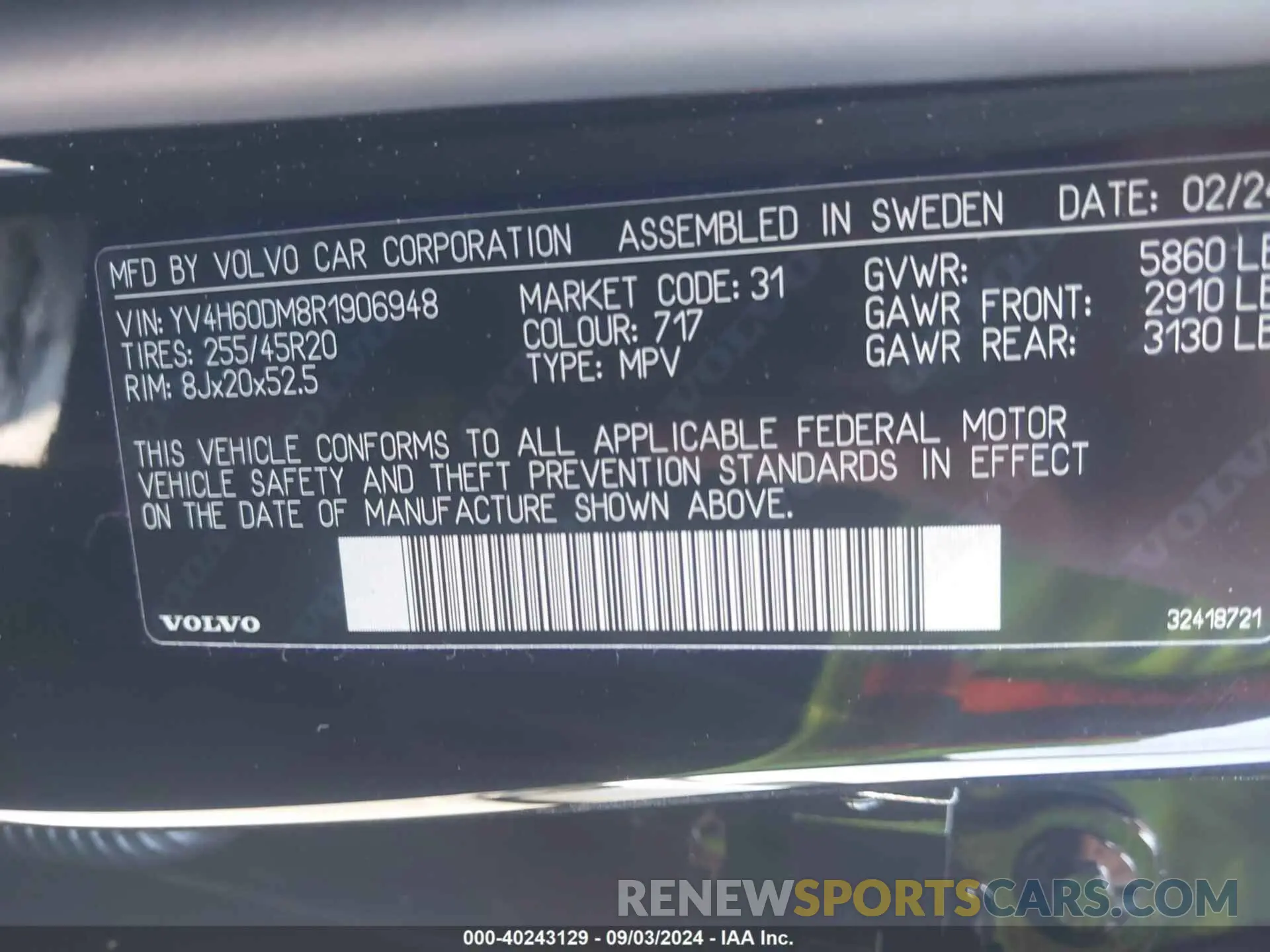 9 fotografías del automóvil dañado YV4H60DM8R1906948 VOLVO XC60 RECHARGE PLUG-IN HYBRID 2024