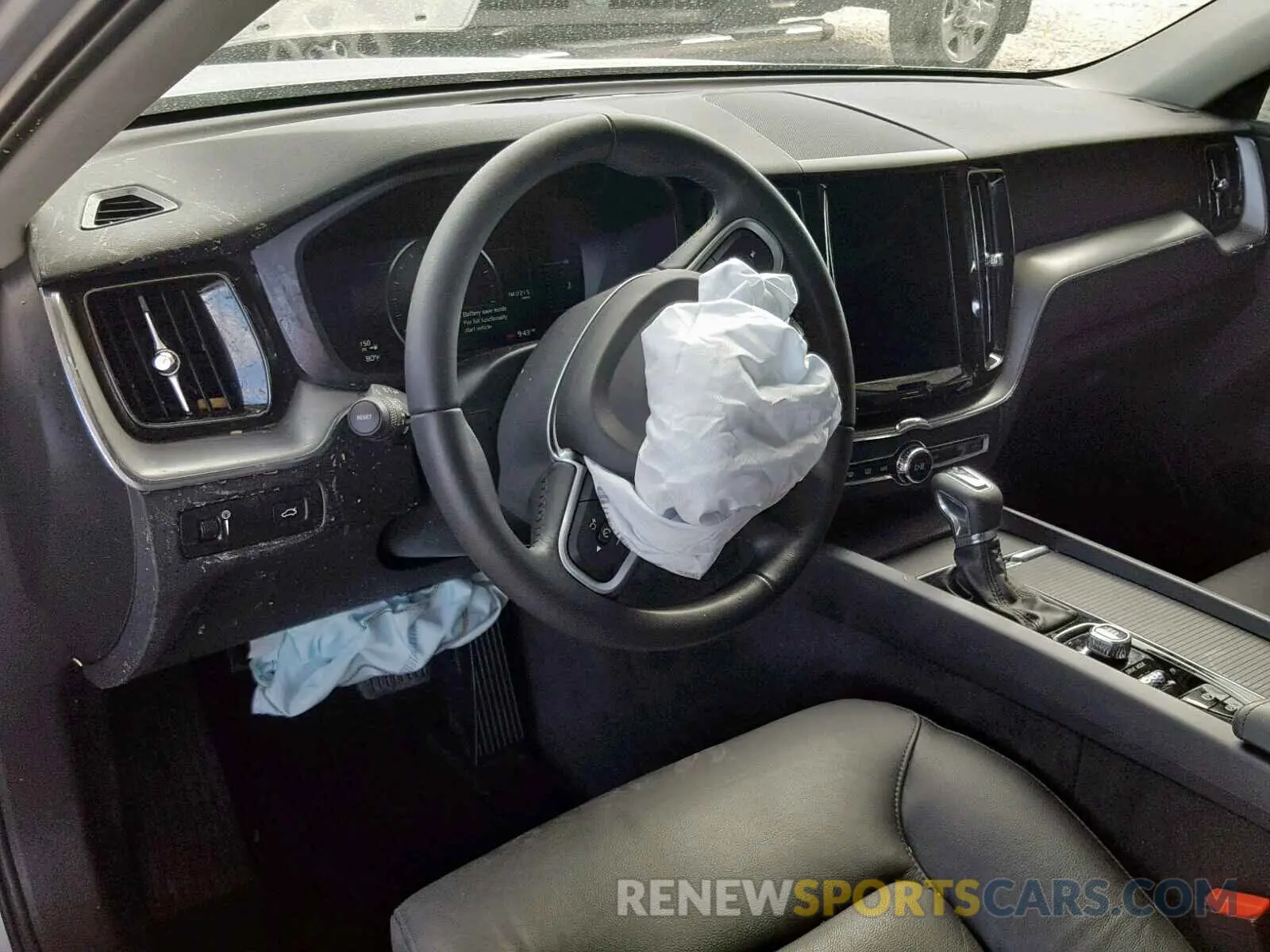 9 fotografías del automóvil dañado LYV102DK8KB184556 VOLVO XC60 T5 2019