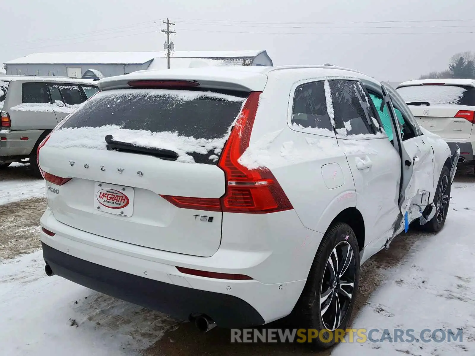 4 fotografías del automóvil dañado LYV102RK9KB196059 VOLVO XC60 T5 2019
