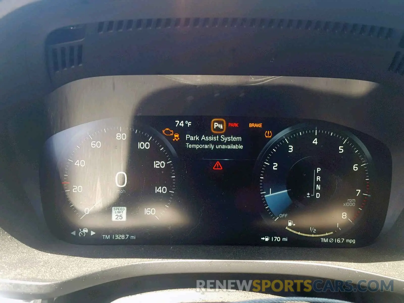 8 fotografías del automóvil dañado LYV102RL7KB237894 VOLVO XC60 T5 2019
