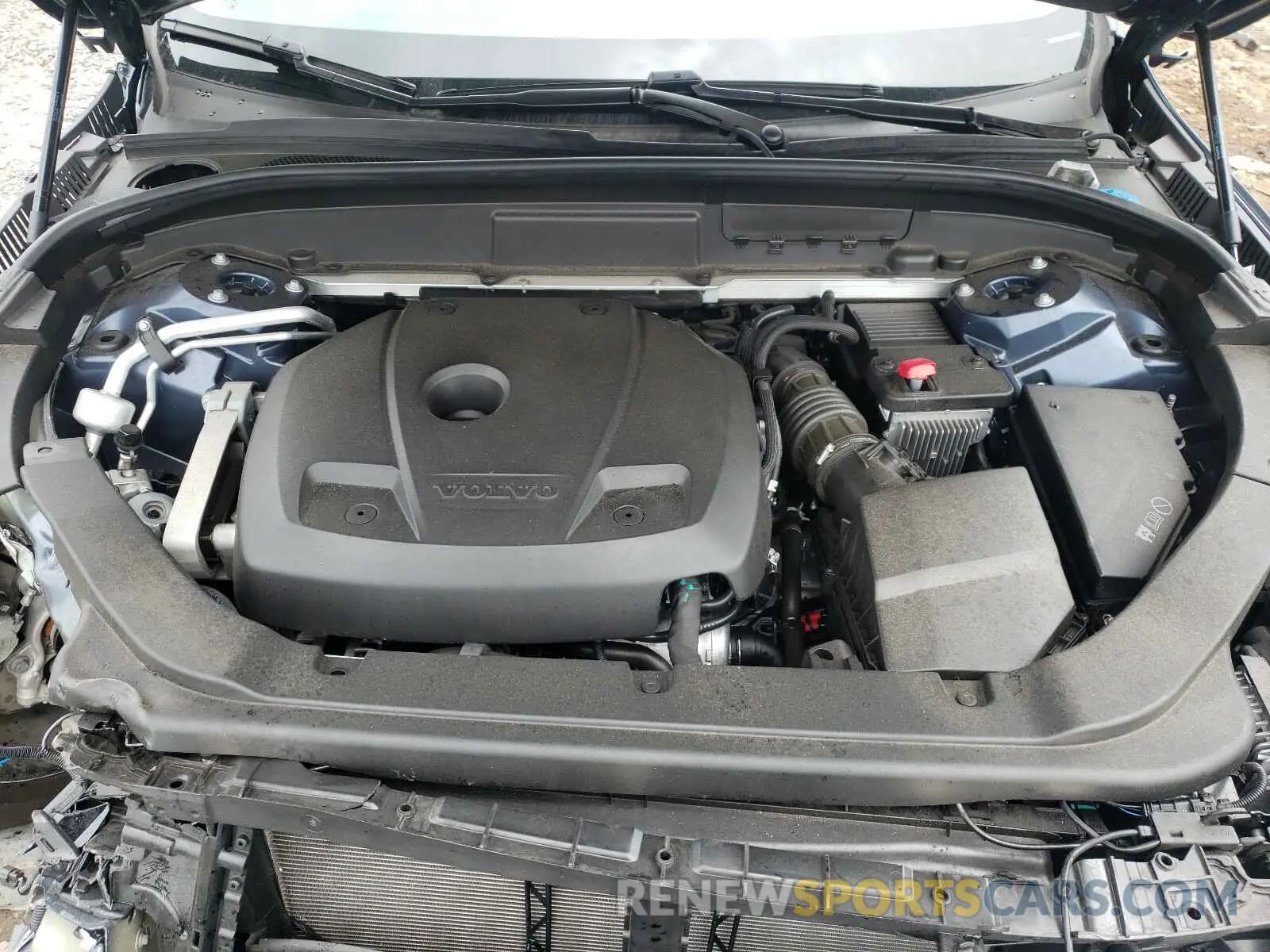 7 fotografías del automóvil dañado LYVA22RLXKB335151 VOLVO XC60 T6 IN 2019