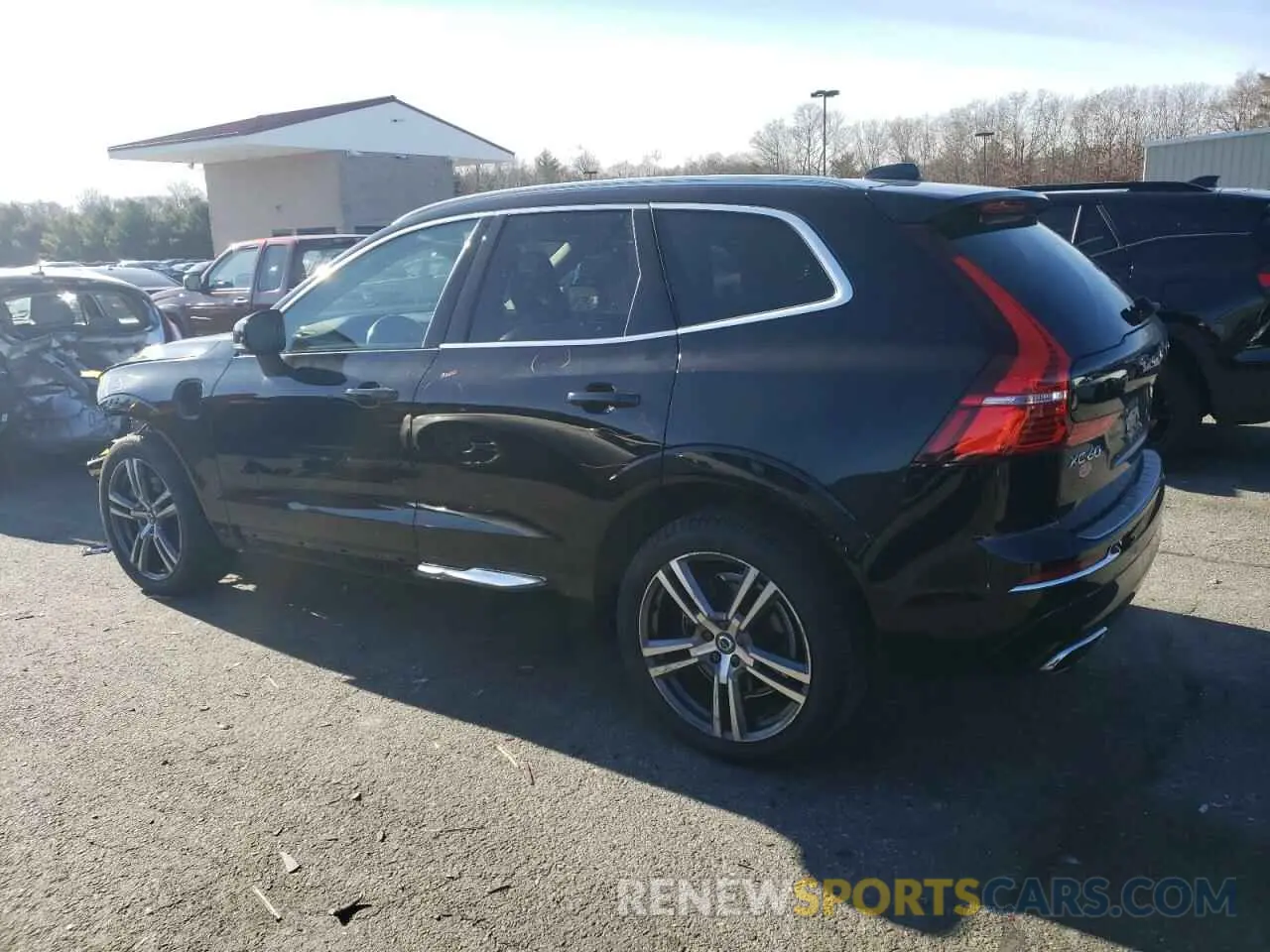2 fotografías del automóvil dañado YV4BR0DK3M1826820 VOLVO XC60 T8 RE 2021