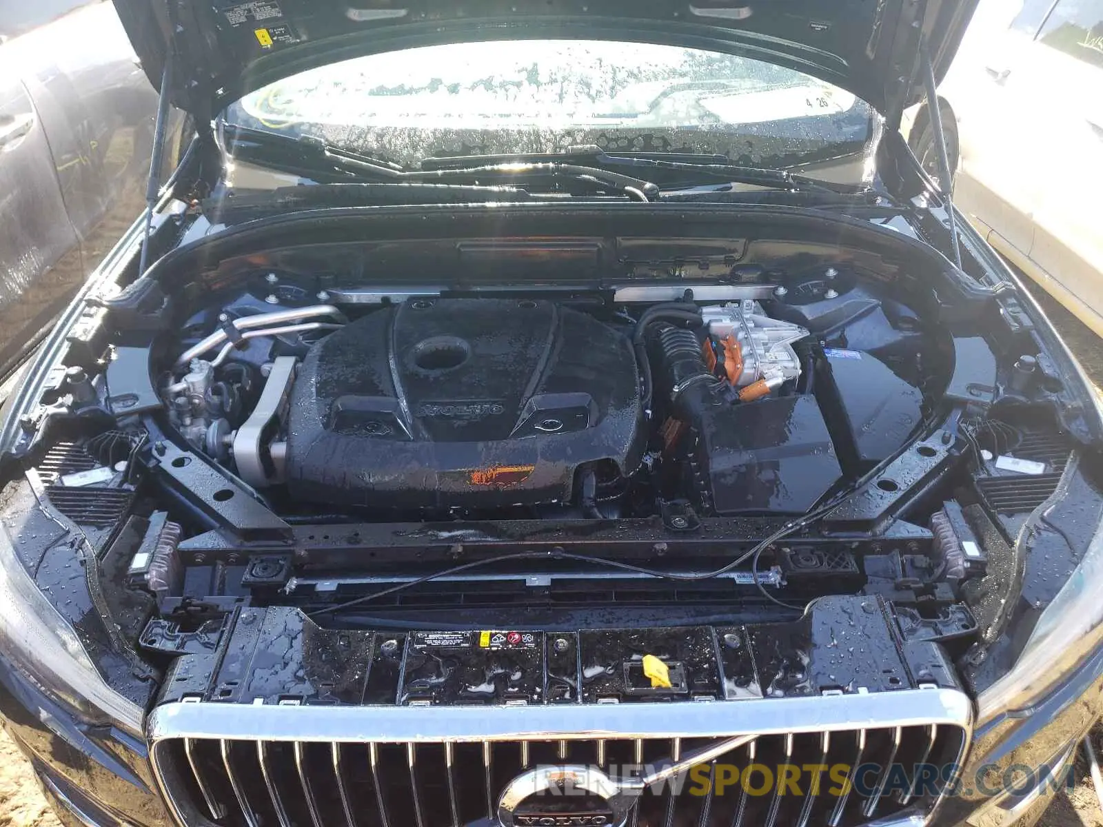 7 fotografías del automóvil dañado YV4BR0DK6M1827136 VOLVO XC60 T8 RE 2021