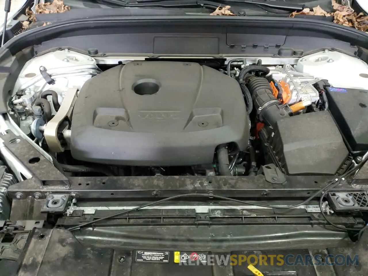 12 fotografías del automóvil dañado YV4BR0DL5N1995585 VOLVO XC60 T8 RE 2022