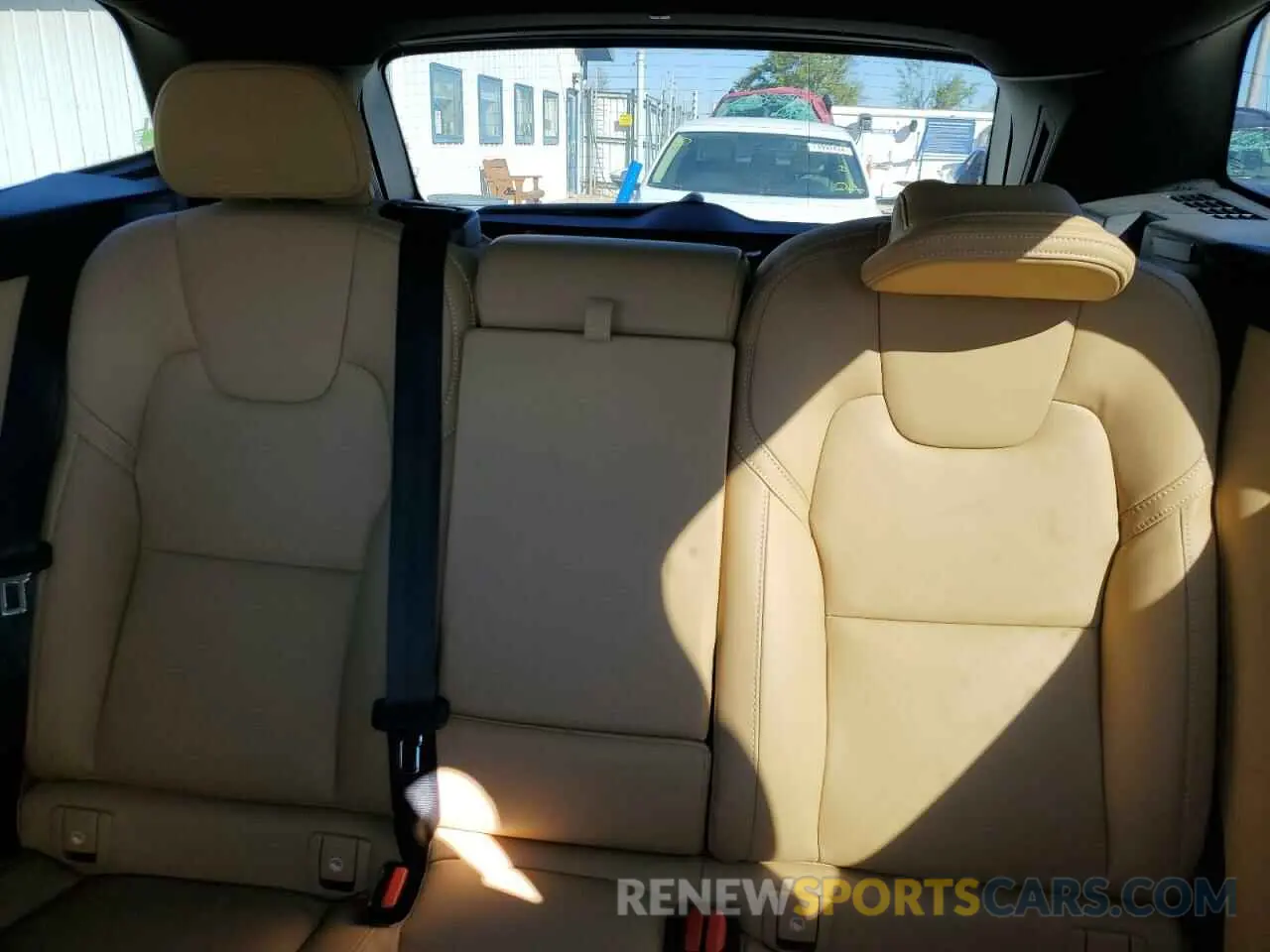 10 fotografías del automóvil dañado YV4BR0DL9N1995539 VOLVO XC60 T8 RE 2022