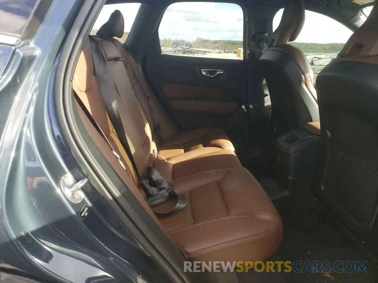 11 fotografías del automóvil dañado YV4H60DL3N1053554 VOLVO XC60 T8 RE 2022