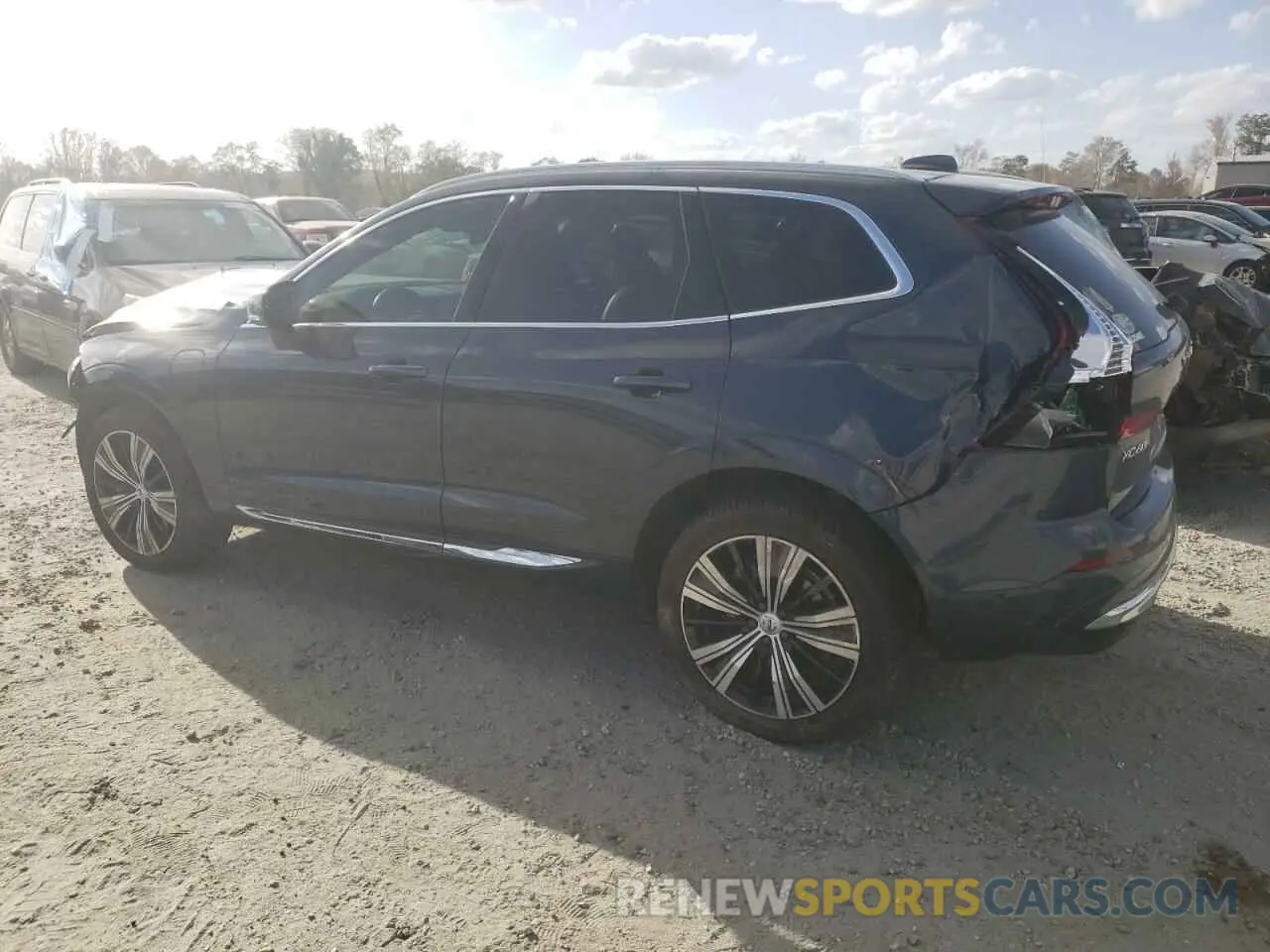 2 fotografías del automóvil dañado YV4H60DL3N1053554 VOLVO XC60 T8 RE 2022