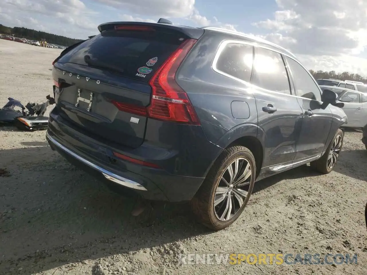 3 fotografías del automóvil dañado YV4H60DL3N1053554 VOLVO XC60 T8 RE 2022