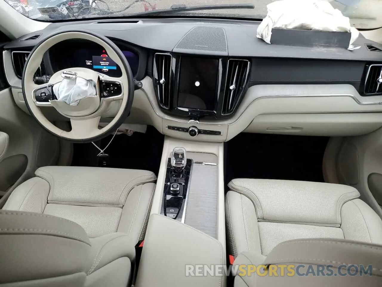 8 fotografías del automóvil dañado YV4062RX6P1341432 VOLVO XC60 ULTIM 2023
