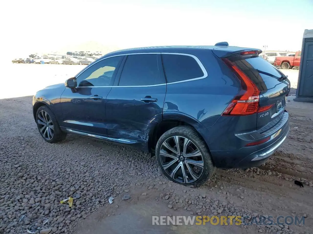 2 fotografías del automóvil dañado YV4L12RA1P1203420 VOLVO XC60 ULTIM 2023