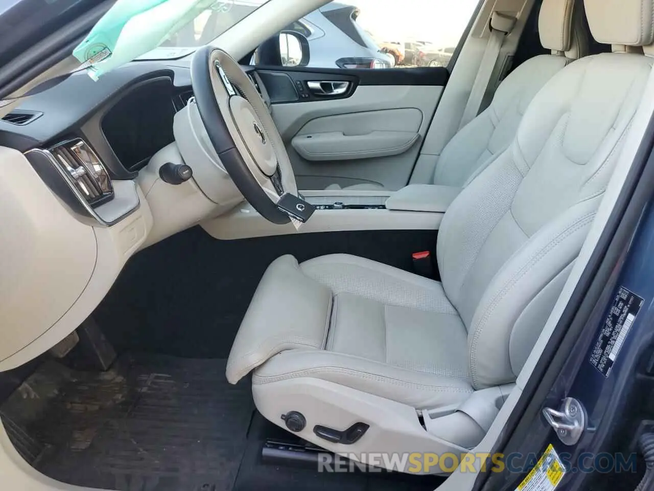 7 fotografías del automóvil dañado YV4L12RA1P1203420 VOLVO XC60 ULTIM 2023