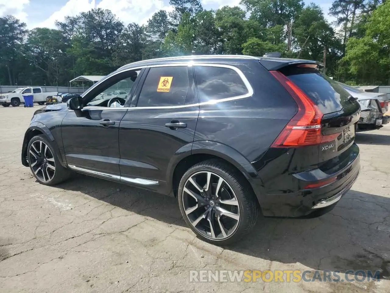 2 fotografías del automóvil dañado YV4L12RA4P1379913 VOLVO XC60 ULTIM 2023