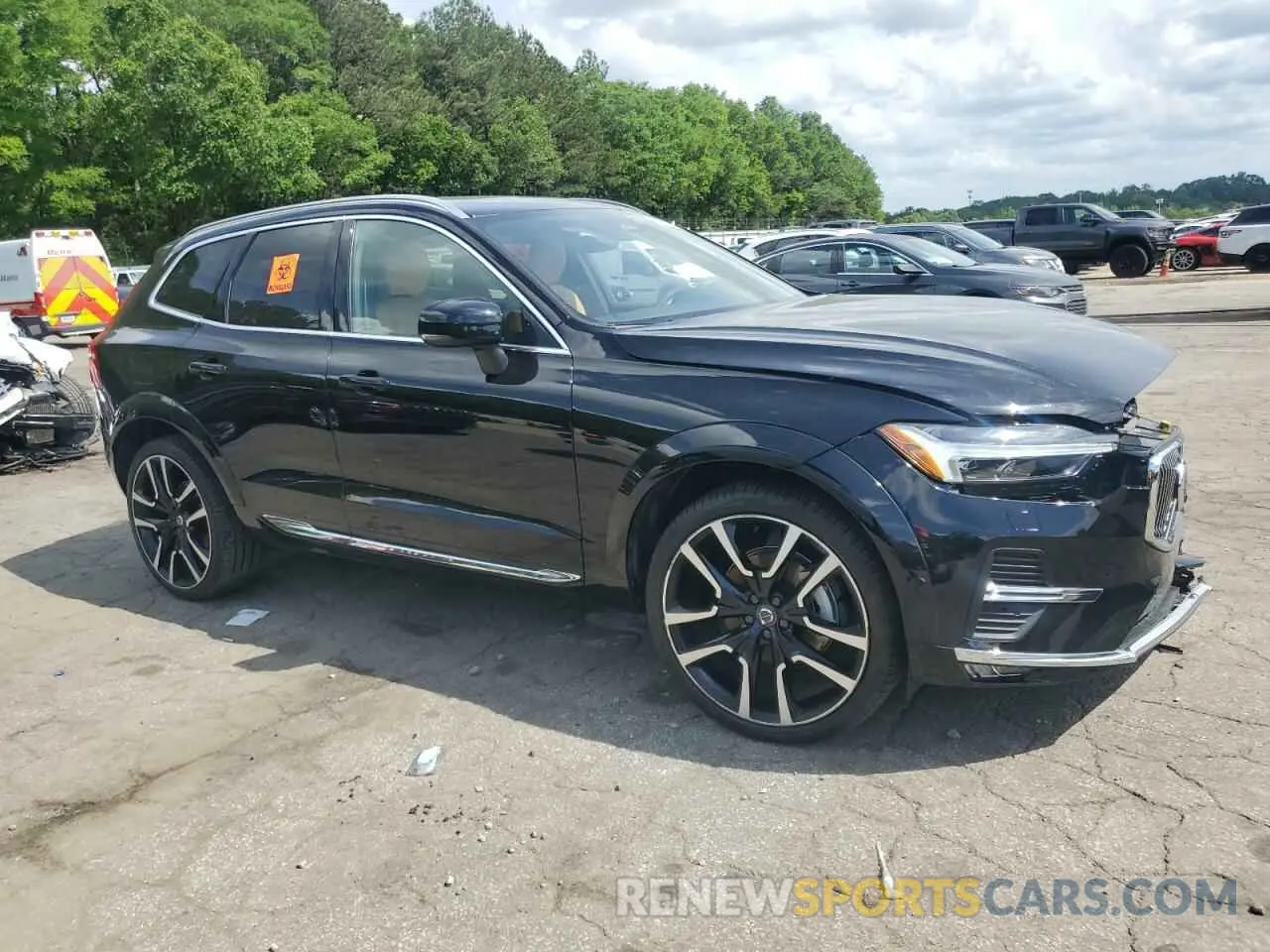 4 fotografías del automóvil dañado YV4L12RA4P1379913 VOLVO XC60 ULTIM 2023