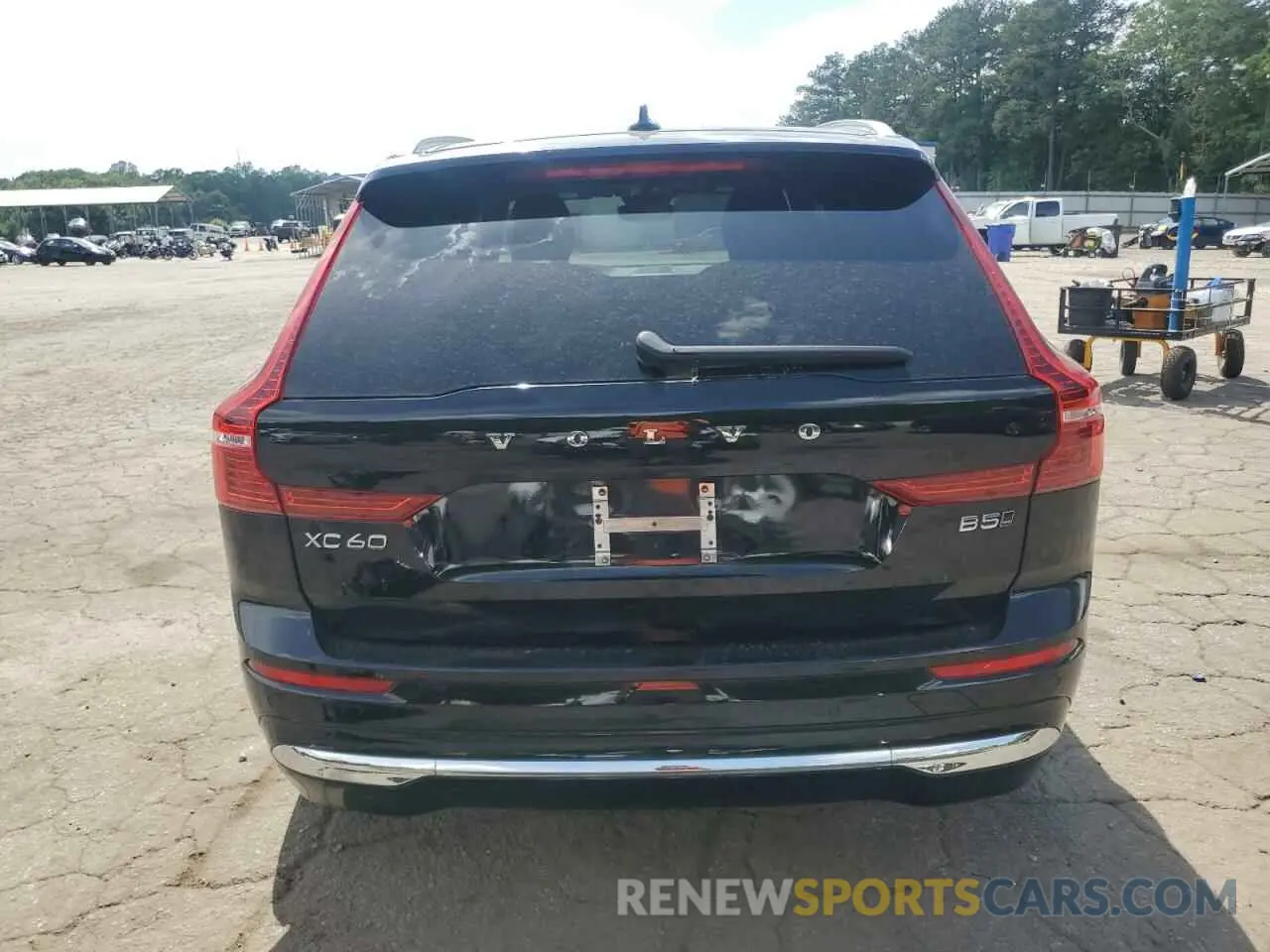 6 fotografías del automóvil dañado YV4L12RA4P1379913 VOLVO XC60 ULTIM 2023