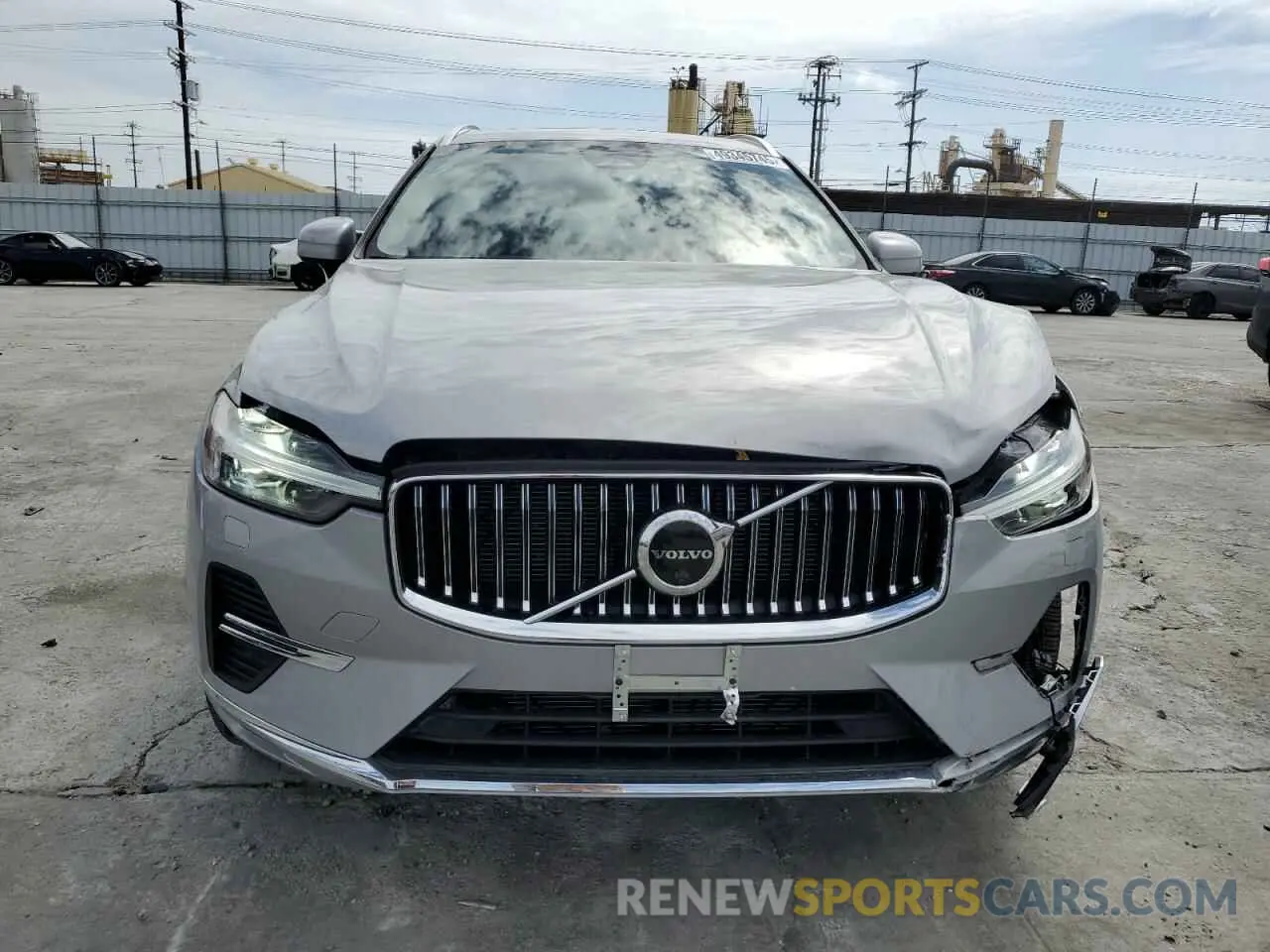 5 fotografías del automóvil dañado YV4L12RAXP1321823 VOLVO XC60 ULTIM 2023