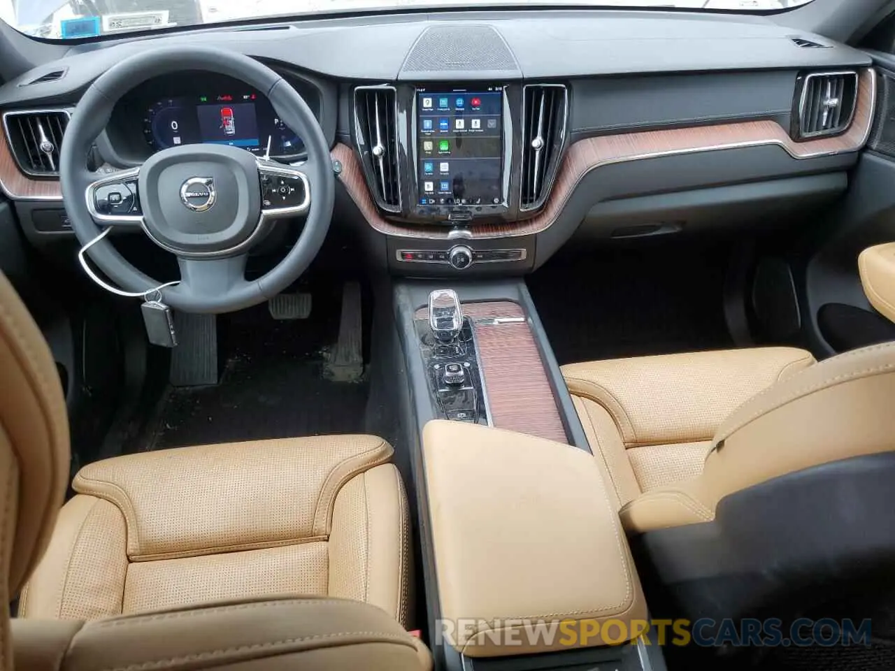 8 fotografías del automóvil dañado YV4L12RX2P1373659 VOLVO XC60 ULTIM 2023
