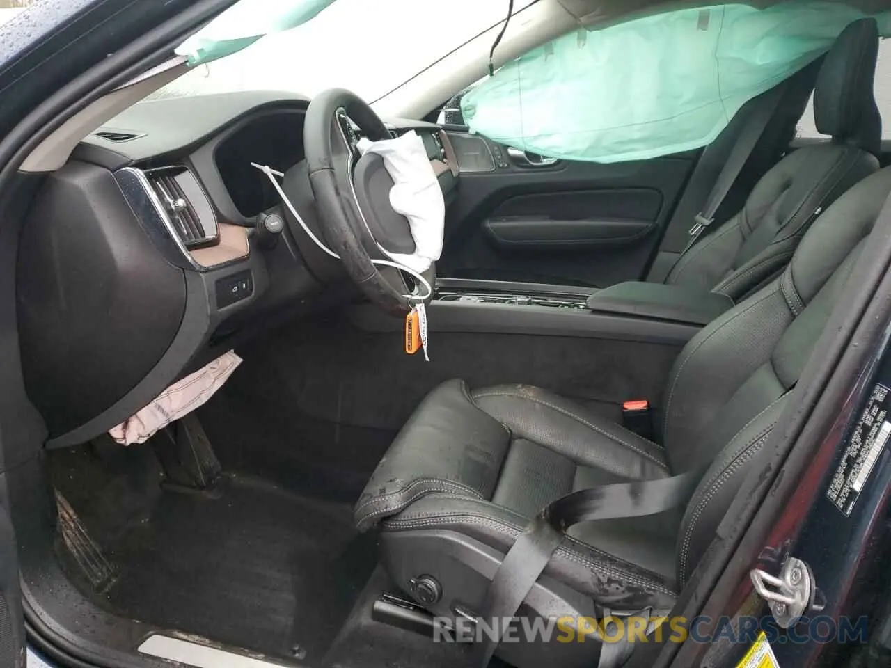 7 fotografías del automóvil dañado YV4H60DM0R1873010 VOLVO XC60 ULTIM 2024
