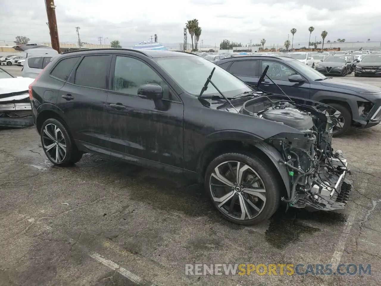 4 fotografías del automóvil dañado YV4H60DM7R1806680 VOLVO XC60 ULTIM 2024