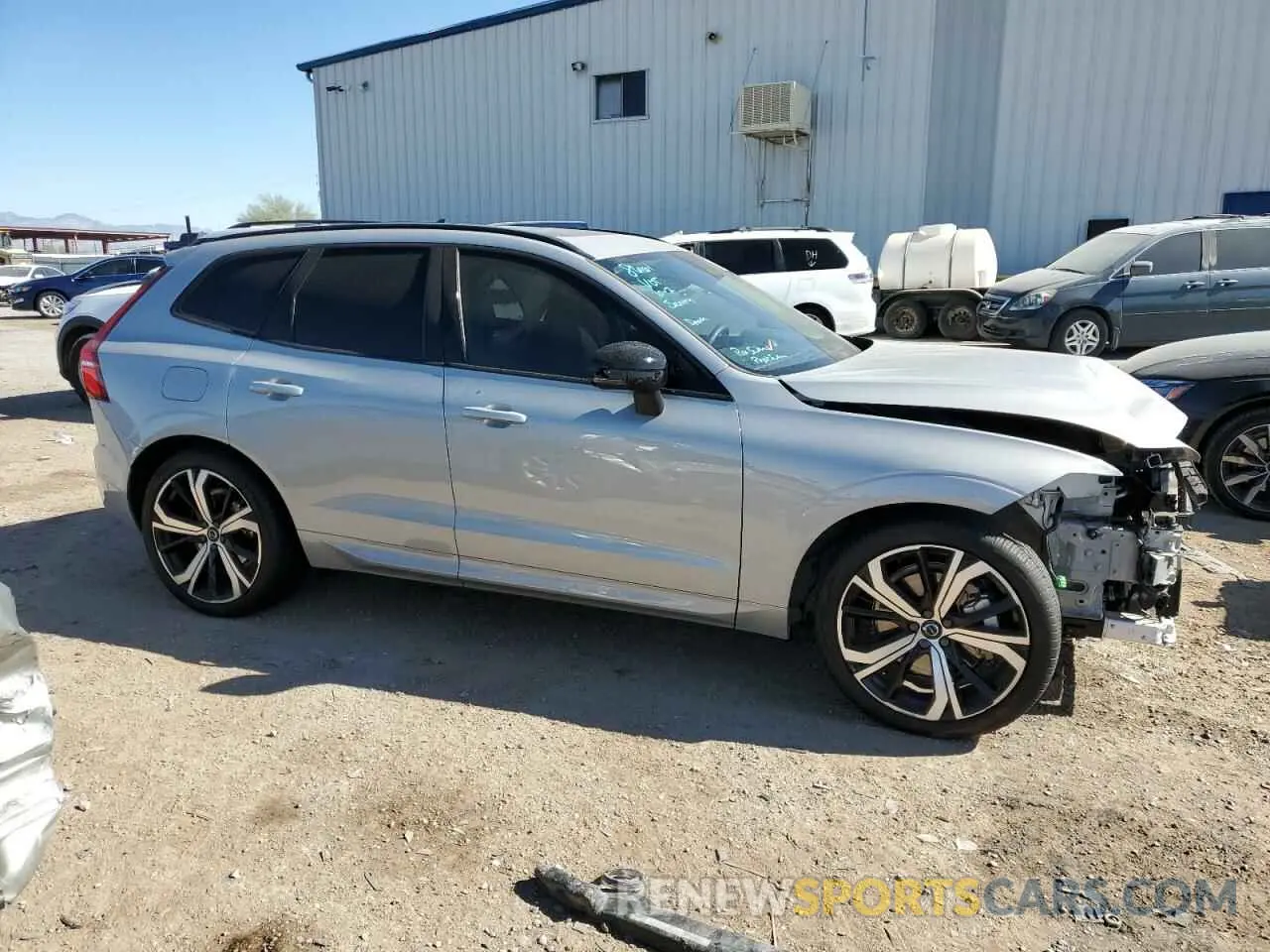 4 fotografías del automóvil dañado YV4L12RM0R1715649 VOLVO XC60 ULTIM 2024