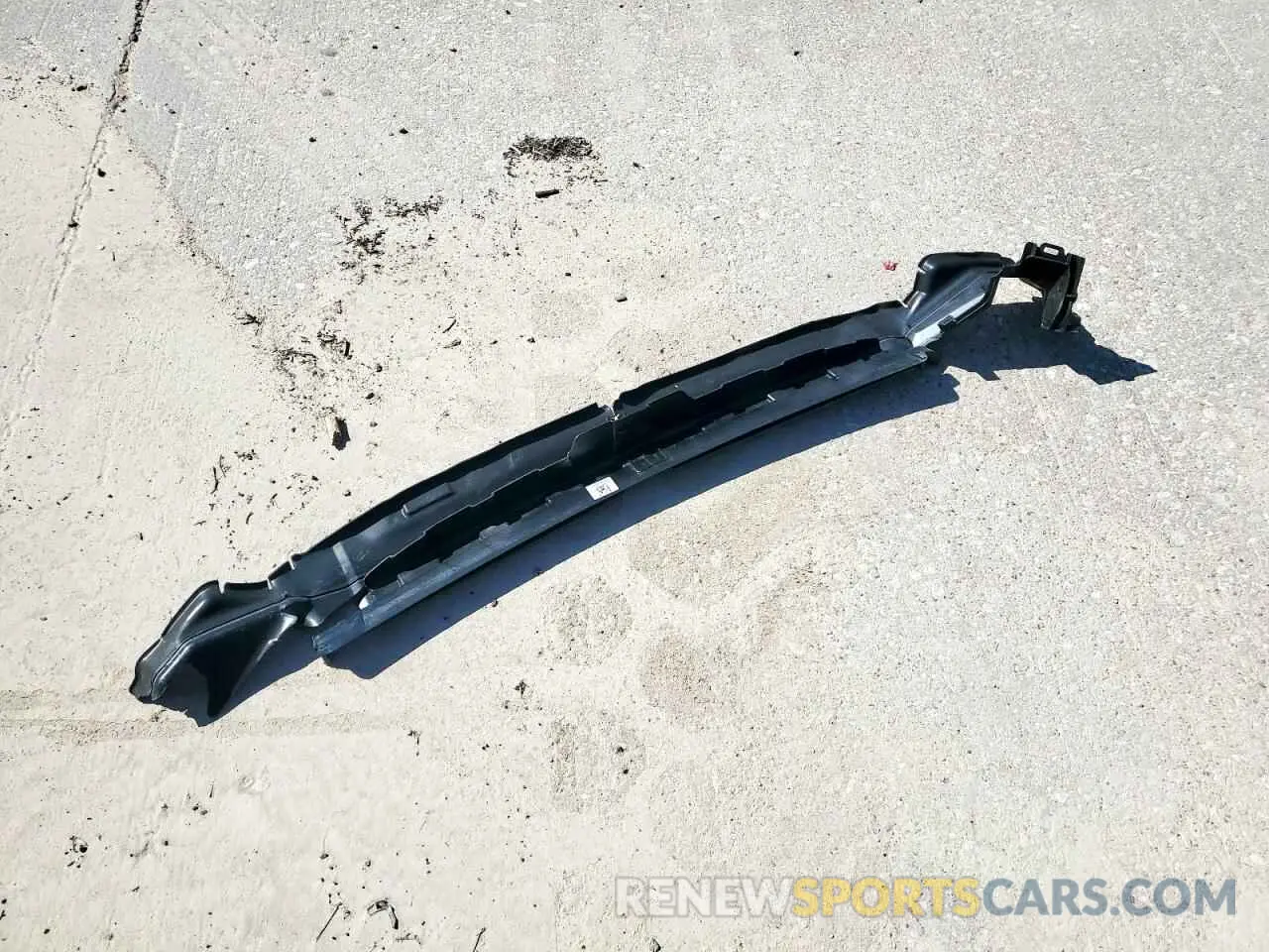 15 fotografías del automóvil dañado YV4L12RM0R1933865 VOLVO XC60 ULTIM 2024
