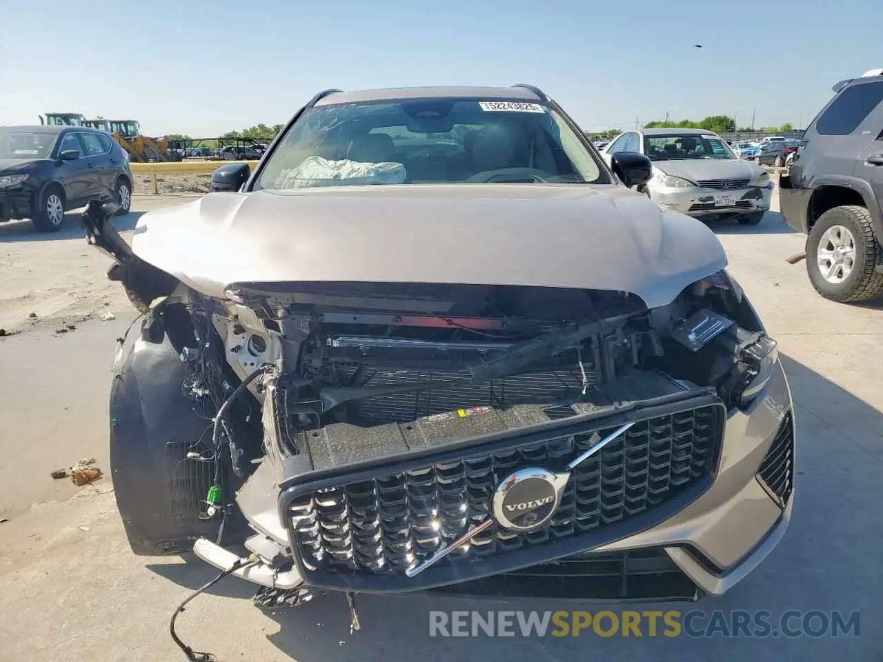 5 fotografías del automóvil dañado YV4L12RM0R1933865 VOLVO XC60 ULTIM 2024