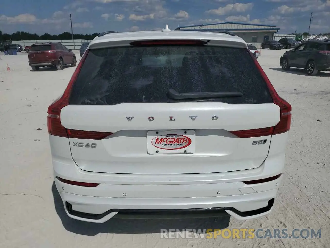 6 fotografías del automóvil dañado YV4L12RM6R1744041 VOLVO XC60 ULTIM 2024