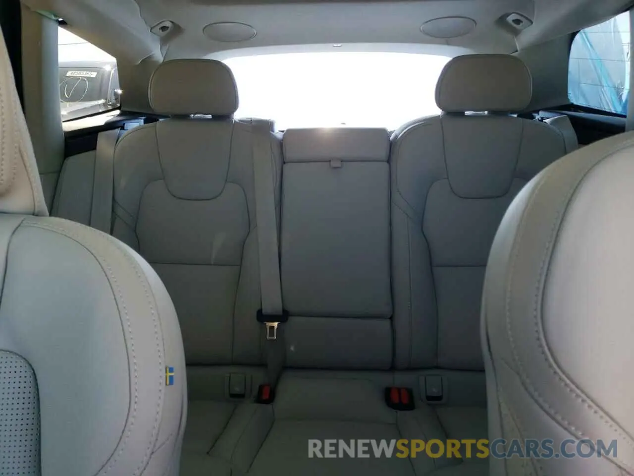 10 fotografías del automóvil dañado YV4M12RM7S1002340 VOLVO XC60 ULTRA 2025