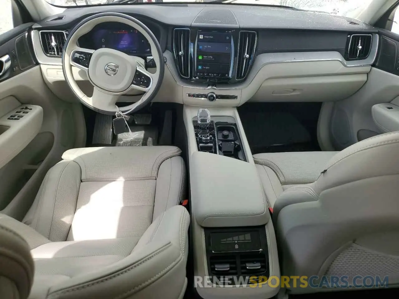 8 fotografías del automóvil dañado YV4M12RM8S1019115 VOLVO XC60 ULTRA 2025